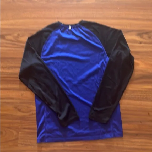 Speedo Men's Black and Blue Rash Guard - Picture 3 of 4